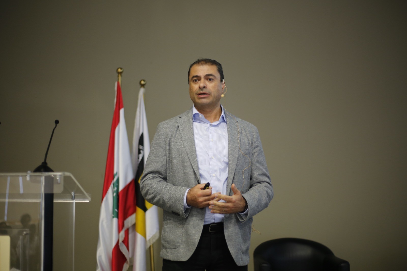 من أجواء ورشة العمل: “الهوائيات الذكية ودورها في تطوير تقنيات 5G/6G”